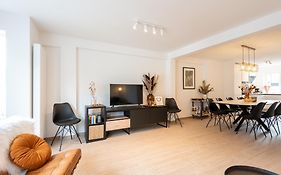 Spacious Penthouse For 8 People In The City Centre